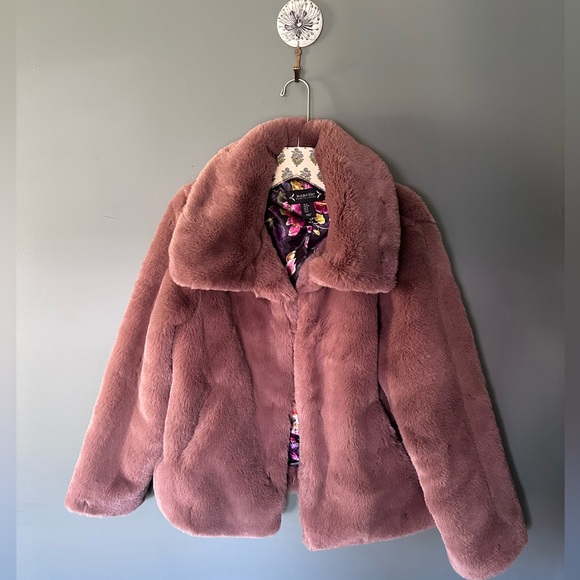 Nanette Lepore | Faux Fur Jacket mauve sz medium - Picture 4 of 12